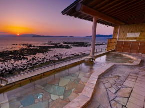 Гостиница Wakayama Kada Onsen Kada Kaigetsu (ex. Azumaya Seaside Hotel)  Вакаяма